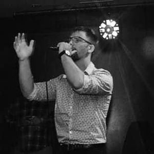 Meet your Posher, Beau